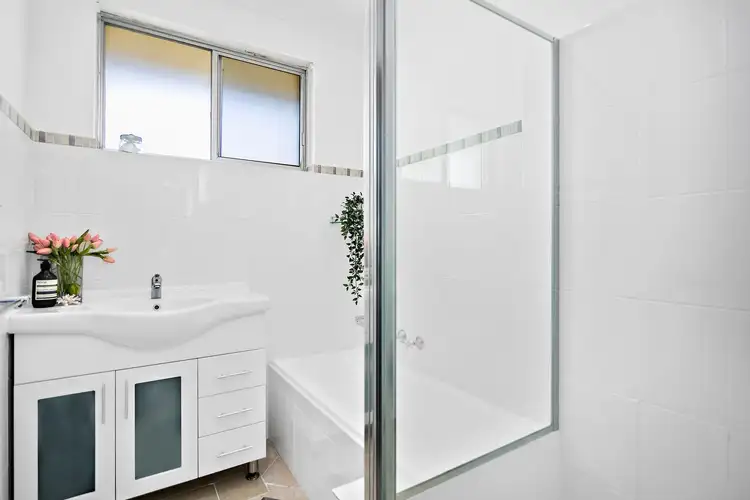 Sixth view of Homely unit listing, 1/6 Ziems Avenue, Towradgi NSW 2518