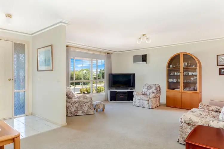 Second view of Homely house listing, 16 Ellimata Court, Strathdale VIC 3550