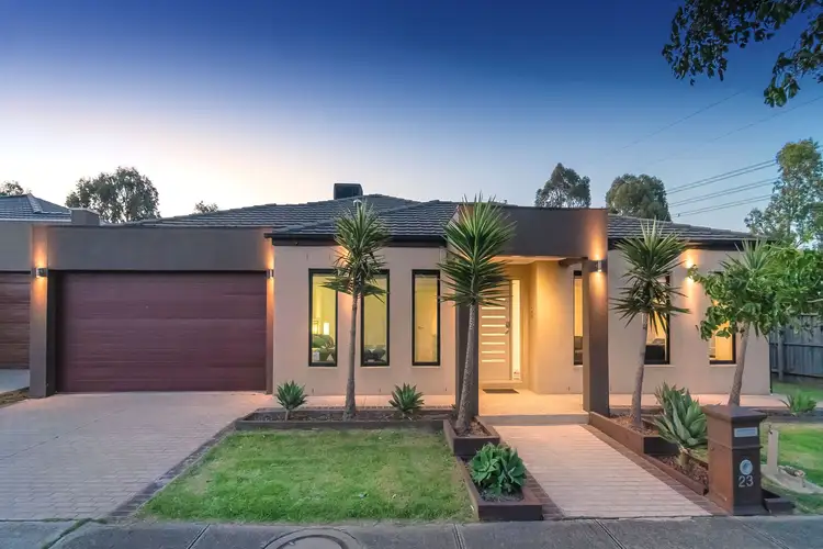 23 Watersedge Way, Roxburgh Park VIC 3064