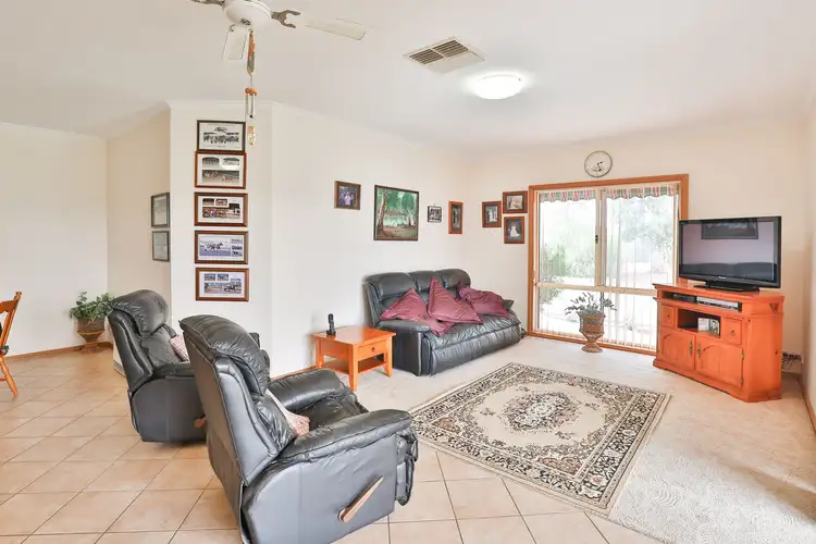 Seventh view of Homely house listing, 914 Paschendale Avenue, Merbein South VIC 3505