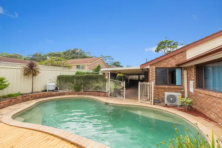 149 Cresthaven Avenue, Bateau Bay NSW 2261