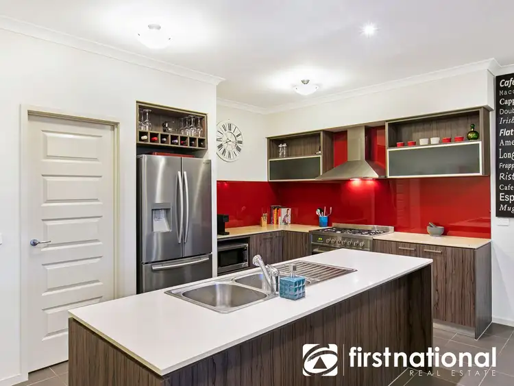 Second view of Homely house listing, 6 Jasmine Grove, Officer VIC 3809