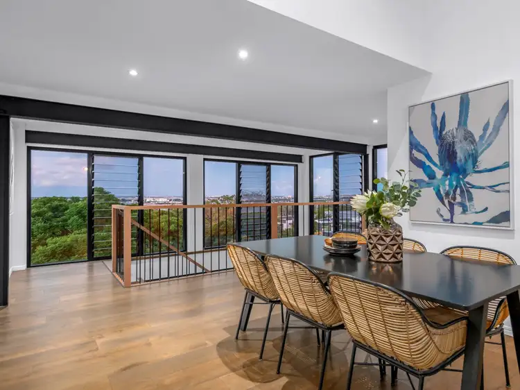 Fifth view of Homely house listing, 37 McIlwraith Avenue, Balmoral QLD 4171