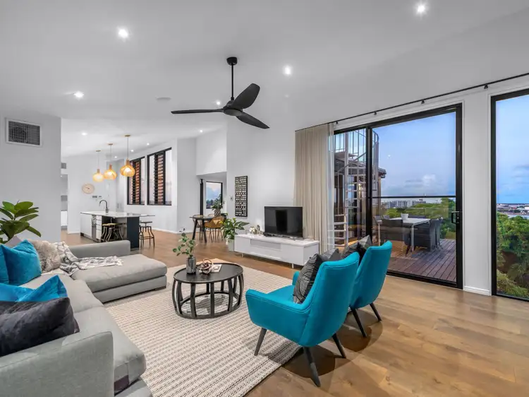 Sixth view of Homely house listing, 37 McIlwraith Avenue, Balmoral QLD 4171