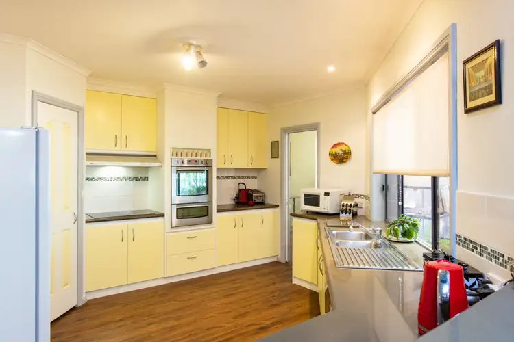 Sixth view of Homely house listing, 8 Karinya Drive, Mildura VIC 3500