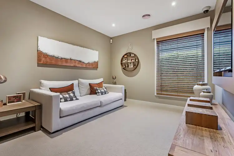 Second view of Homely house listing, 6 Montreal Circuit, Craigieburn VIC 3064