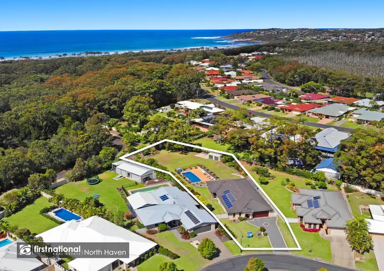 18 Grenadines Way, Bonny Hills NSW 2445