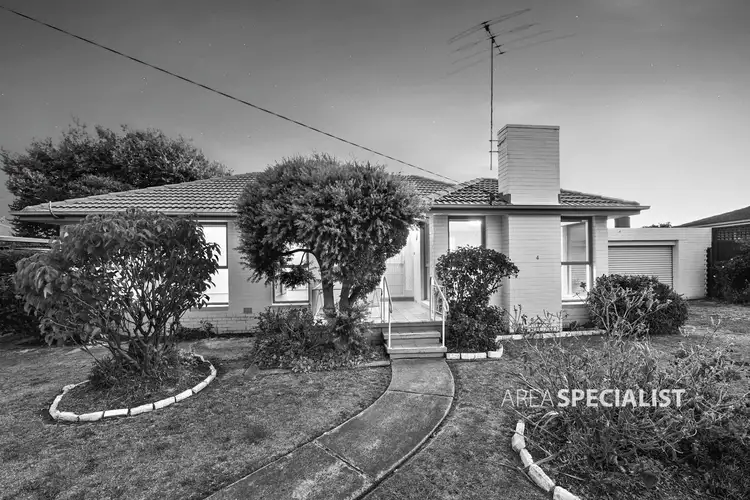 4 Somerset Drive, Keysborough VIC 3173