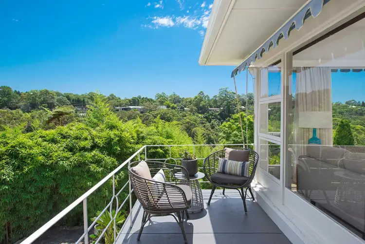 303 Eastern Valley Way, Middle Cove NSW 2068