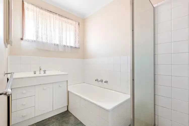 Fourth view of Homely unit listing, 1/98 Ringwood Street, Ringwood VIC 3134