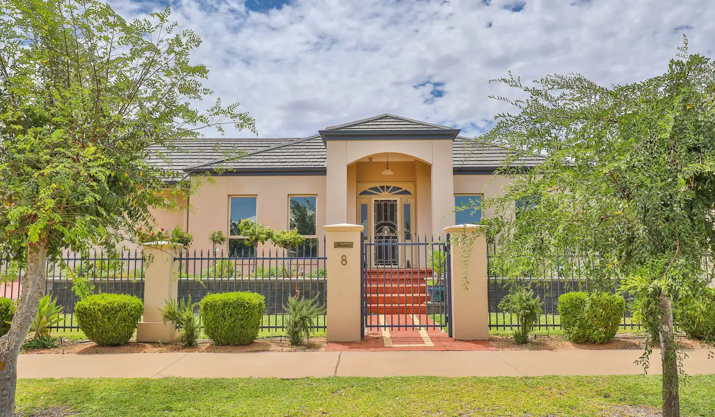 Main view of Homely house listing, 8 Duneden Close, Mildura VIC 3500