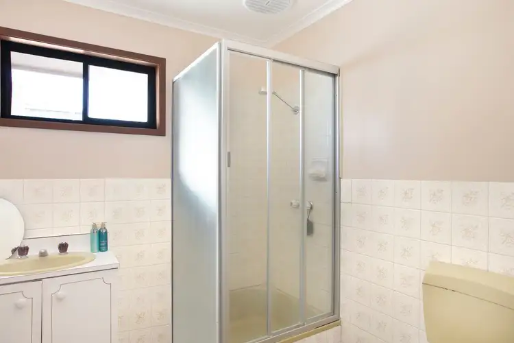 Fifth view of Homely house listing, 3/33 Hayes Street, Ironbark VIC 3550