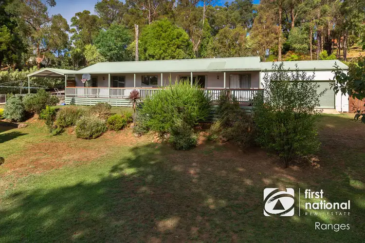 15 Salisbury Avenue, Cockatoo VIC 3781