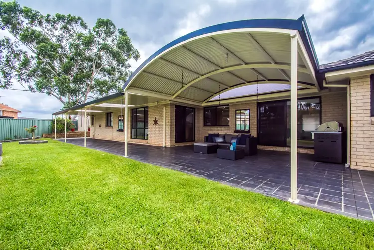 9 Tumut Place, St Clair NSW 2759