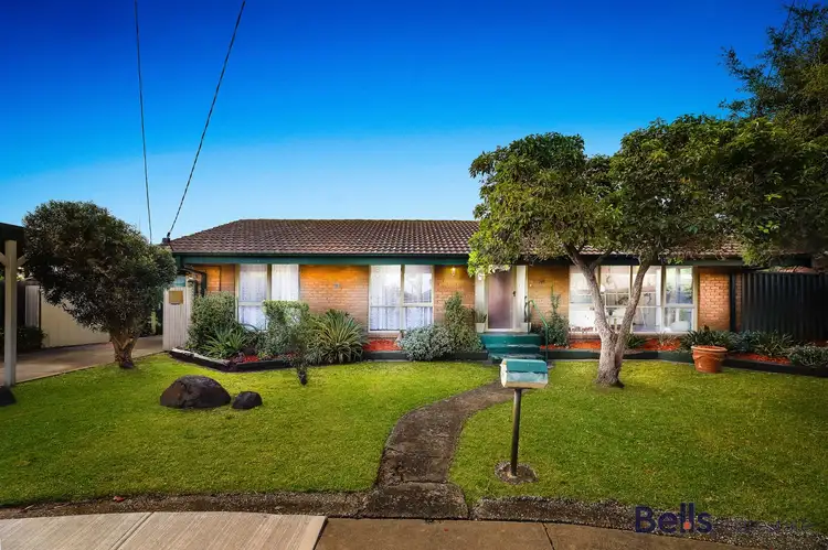 12 Raydon Court, Deer Park VIC 3023