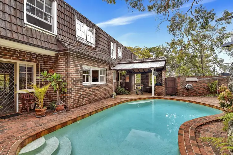 2 Cherry Place, Castle Cove NSW 2069