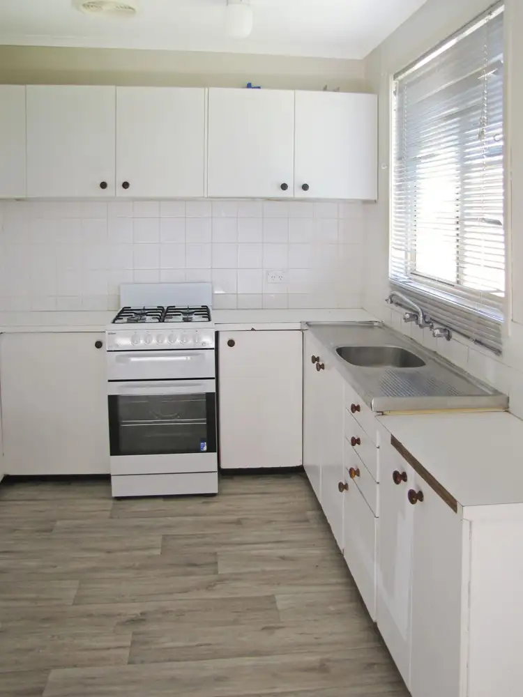 Sixth view of Homely house listing, 11 Currawong Street, South Bathurst NSW 2795