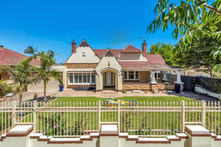 1/8 Maxwell Terrace, Glenelg East SA 5045