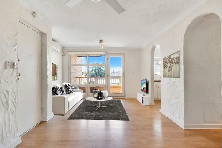 Main view of Homely unit listing, 13/15 Byron Street, Glenelg SA 5045