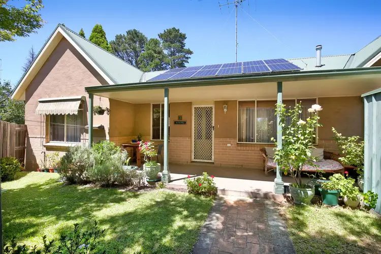 2/11 Cale Lane, Wentworth Falls NSW 2782