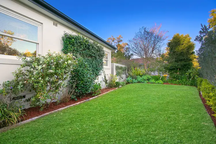 Fifth view of Homely house listing, 19 Sugarloaf Crescent, Castlecrag NSW 2068