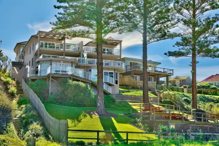 Second view of Homely apartment listing, 2/132 Ocean Parade, Blue Bay NSW 2261
