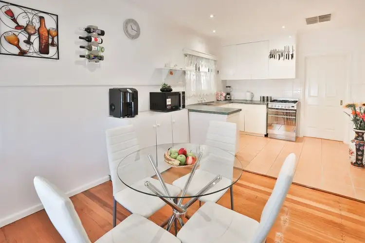 Sixth view of Homely house listing, 5 Floral Avenue, Mildura VIC 3500