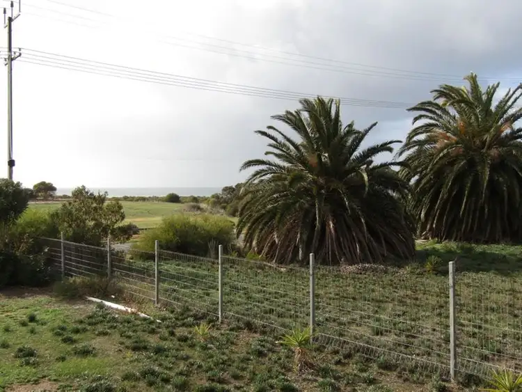 Fourth view of Homely house listing, 3 Angus Road, Tiddy Widdy Beach SA 5571