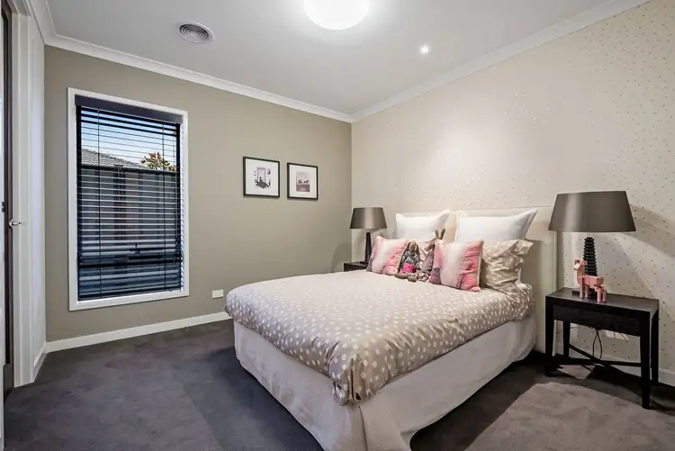 Seventh view of Homely house listing, 4 Montreal Circuit, Craigieburn VIC 3064