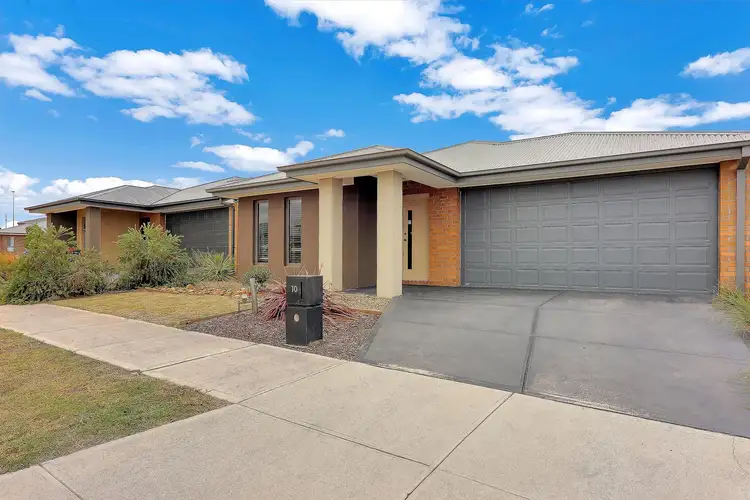Second view of Homely house listing, 10 Hinter way, Roxburgh Park VIC 3064