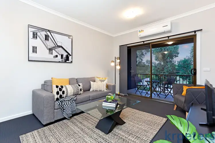 Fifth view of Homely townhouse listing, 5 Sable Circuit, Officer VIC 3809