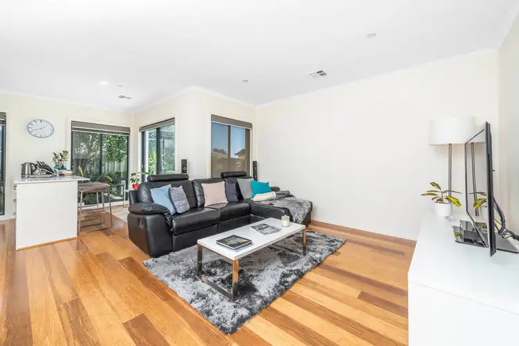Third view of Homely house listing, 2/100 Uriarra Road, Crestwood NSW 2620