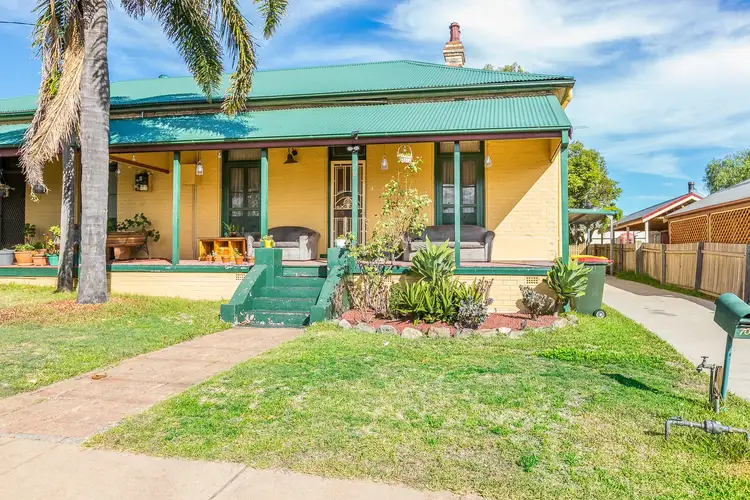 70 George Street, East Maitland NSW 2323