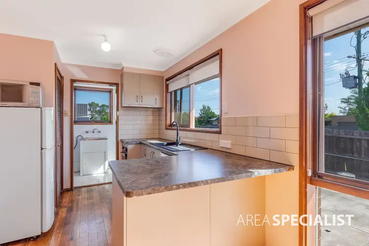 Fifth view of Homely house listing, 19 Pottenger Way, St Albans VIC 3021