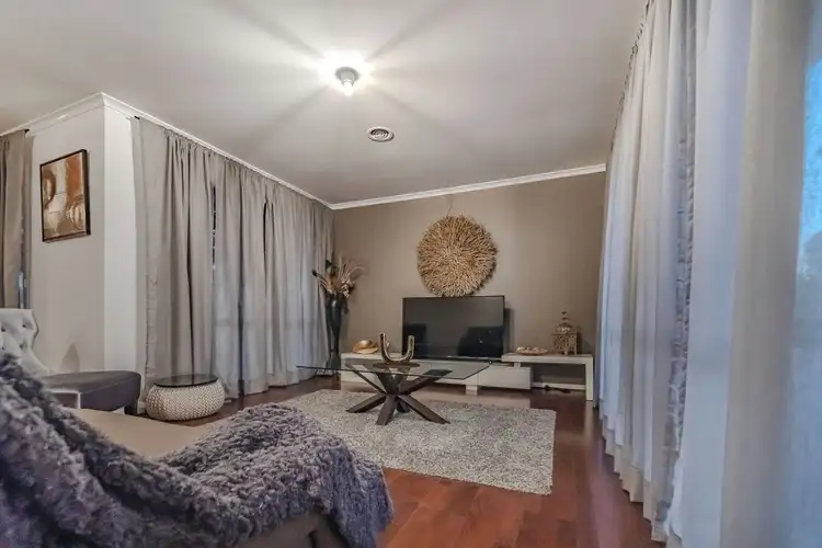 Fourth view of Homely house listing, 5 Lincolne Crescent, Roxburgh Park VIC 3064