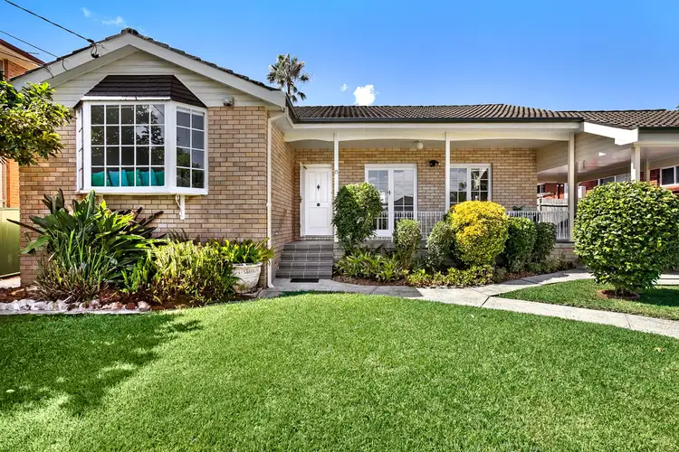 13 Rugby Road, Marsfield NSW 2122