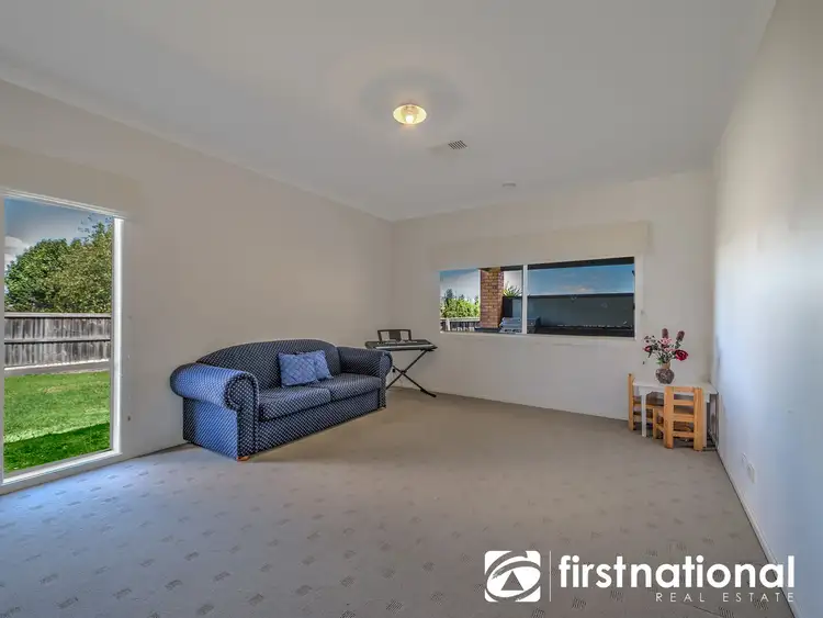 Fifth view of Homely house listing, 27 Arthur Phillip Drive, Pakenham VIC 3810