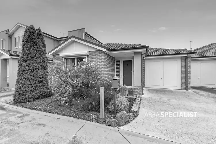 2/21 Graham-Michele Place, Keysborough VIC 3173