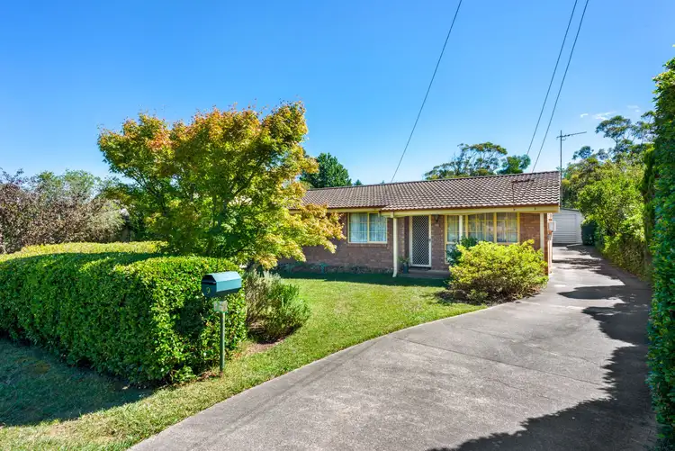9 Alexandra Avenue, Wentworth Falls NSW 2782