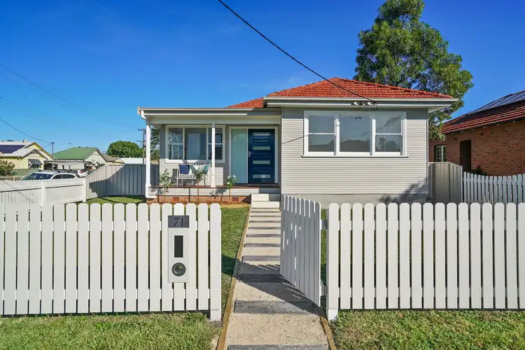 71 Silsoe Street, Mayfield NSW 2304