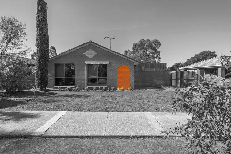 27 Muirfield Drive, Sunbury VIC 3429