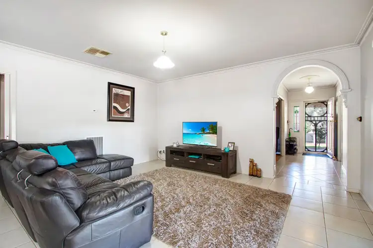 Second view of Homely house listing, 6 Bridle Court, Maiden Gully VIC 3551