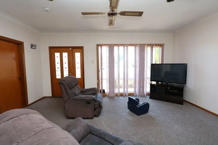 Seventh view of Homely house listing, 87 Park Road, Maryborough VIC 3465