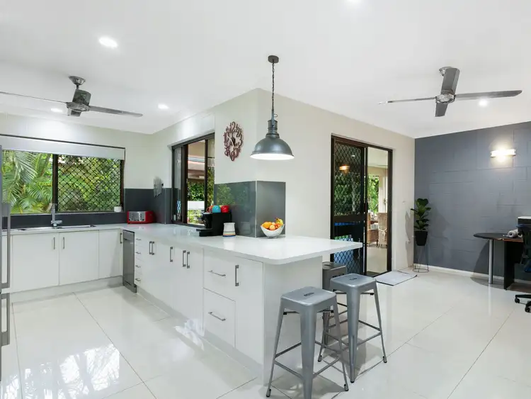 Fifth view of Homely house listing, 4 Henderson Close, Kanimbla QLD 4870