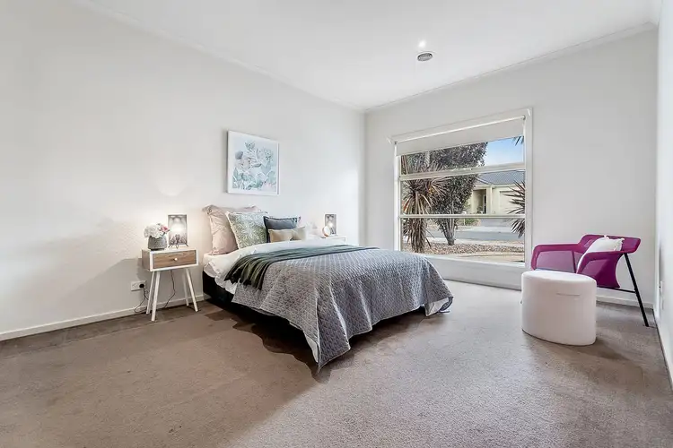 Sixth view of Homely house listing, 5 Somersby Road, Craigieburn VIC 3064