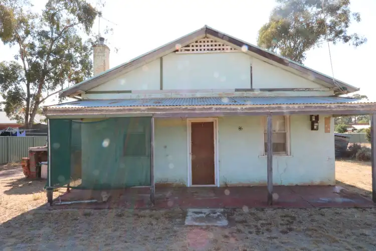 86 Dundas Road, Maryborough VIC 3465