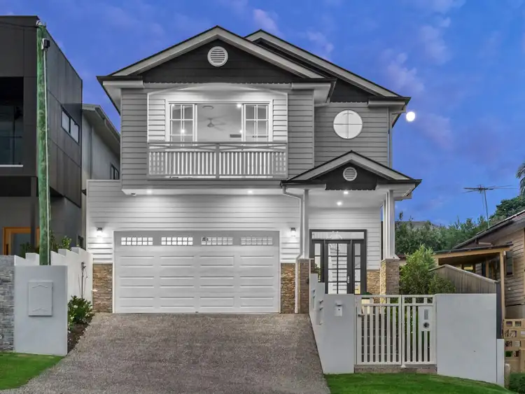 52 Stella Street, Holland Park QLD 4121