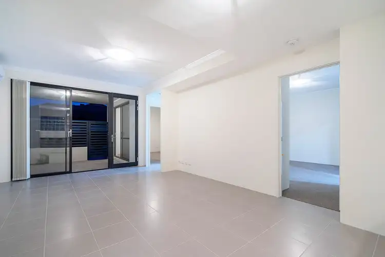 Fifth view of Homely apartment listing, 2/50 Alexandra Place, Bentley WA 6102
