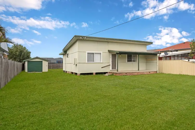 14 Mathews Street, Norah Head NSW 2263
