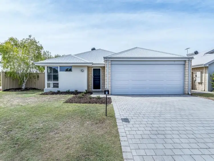 1 Hay Entrance, Pinjarra WA 6208